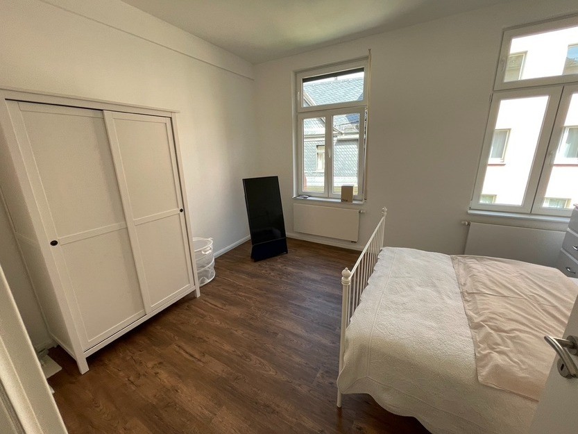 R-2L#*** S T A N D A R D Shared Apartment in Frankfurt-City (2 Bedroom) ***