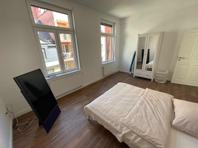 R-2L#*** S T A N D A R D Shared Apartment in Frankfurt-City (2 Bedroom) ***