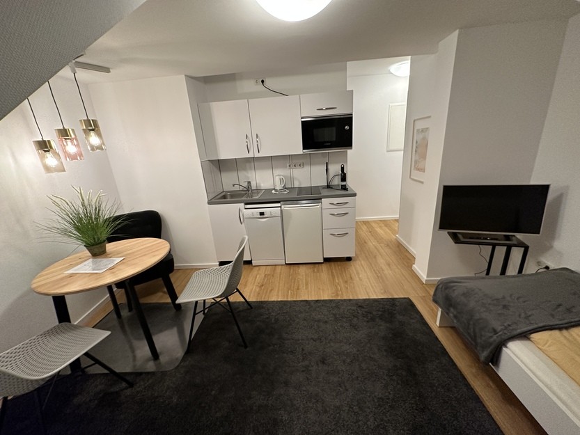 B8-5L#*** S T A N D A R D Studio Apartment Frankfurt-Nordend ***