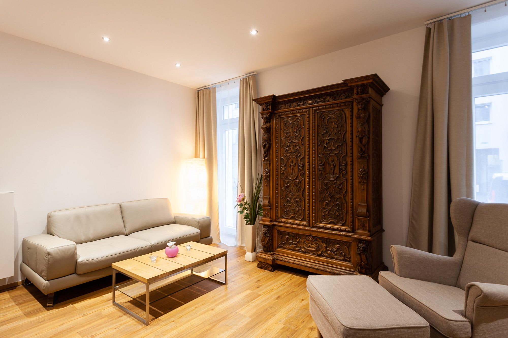 ZV-ER#*** P R I M E Business Apartment in Nordend with garden***