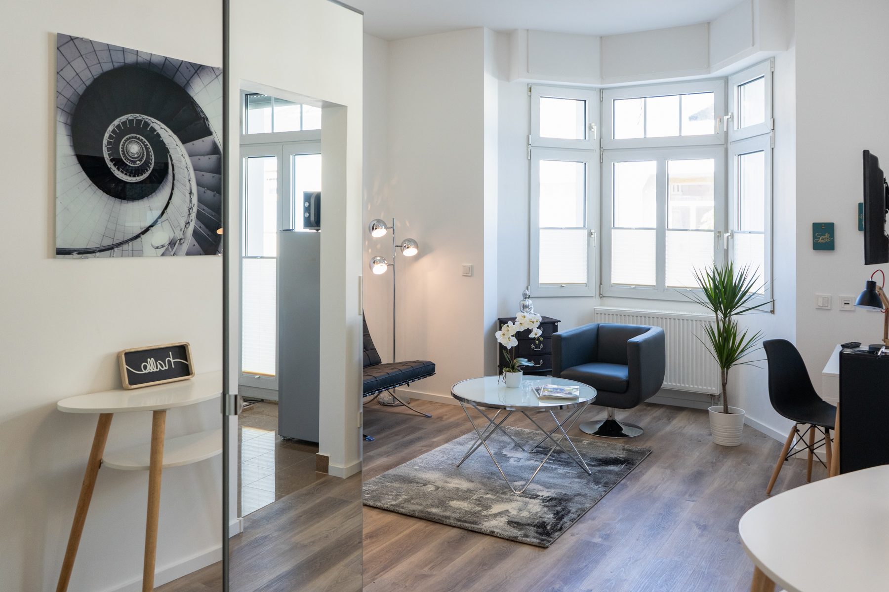 F34-1R#*** P R I M E Studio Apartment mit Balkon in bevorzugter Wohnlage ***