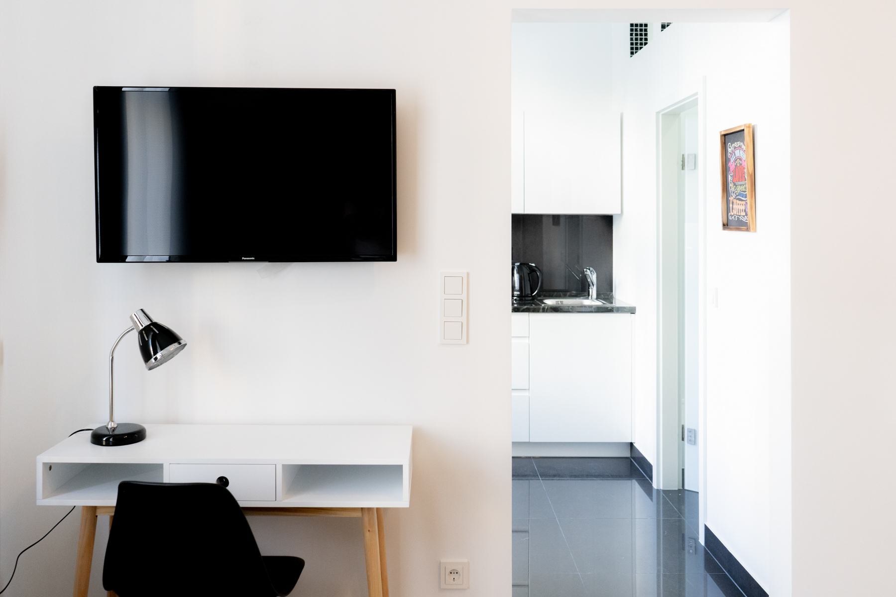 F34-ER#*** P R I M E Studio Apartment in Rödelheim ***