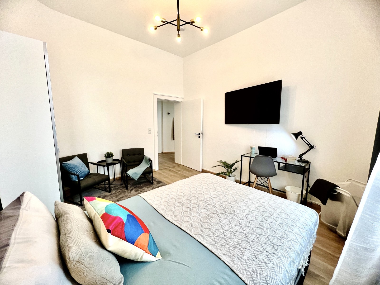 P5-2R#*** S T A N D A R D Shared Apartment Frankfurt-City (2 Bedroom) ***