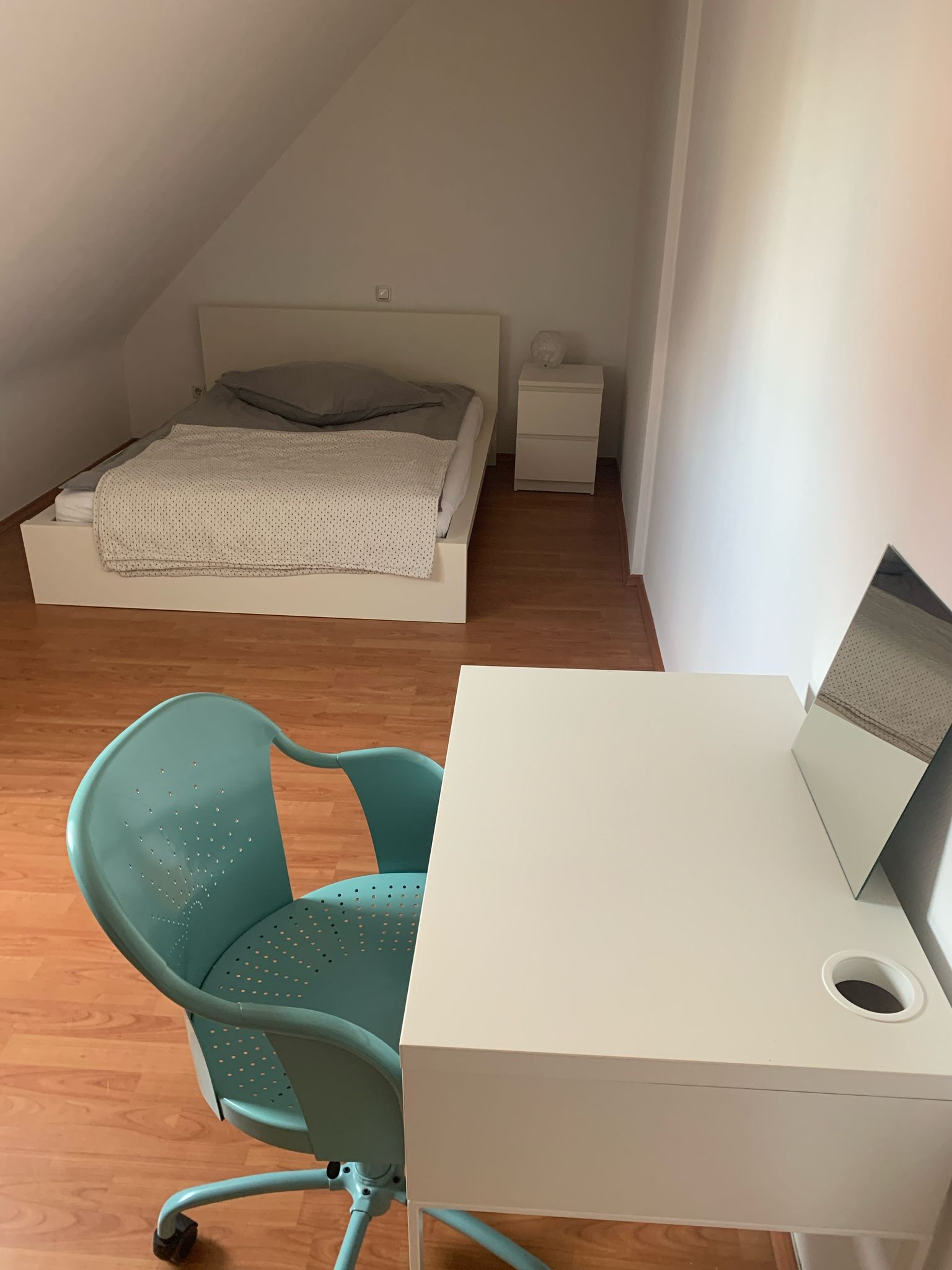 R-3L#*** S T A N D A R D Shared Apartment in Frankfurt-City (2 Bedroom) ***