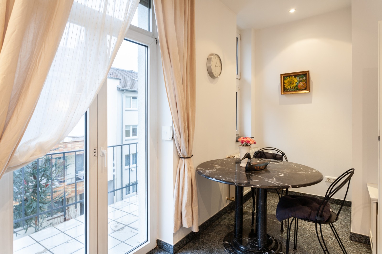 HA-2R#*** S T A N D A R D Business Apartment in Frankfurt-Rödelheim ***