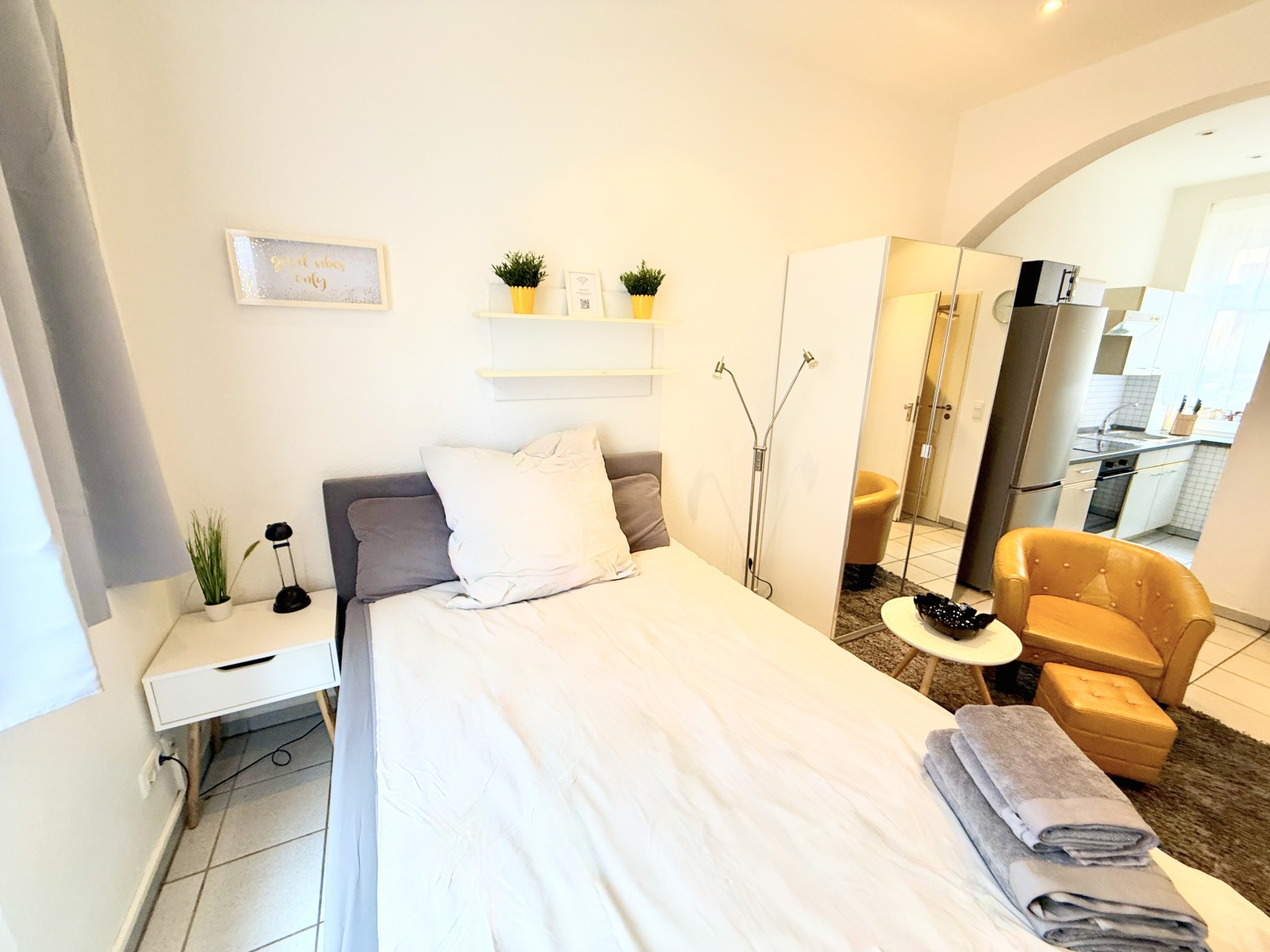 HV-ER#*** S T A N D A R D Studio Apartment, Frankfurt-Nordend, nähe Bergerstr. ***