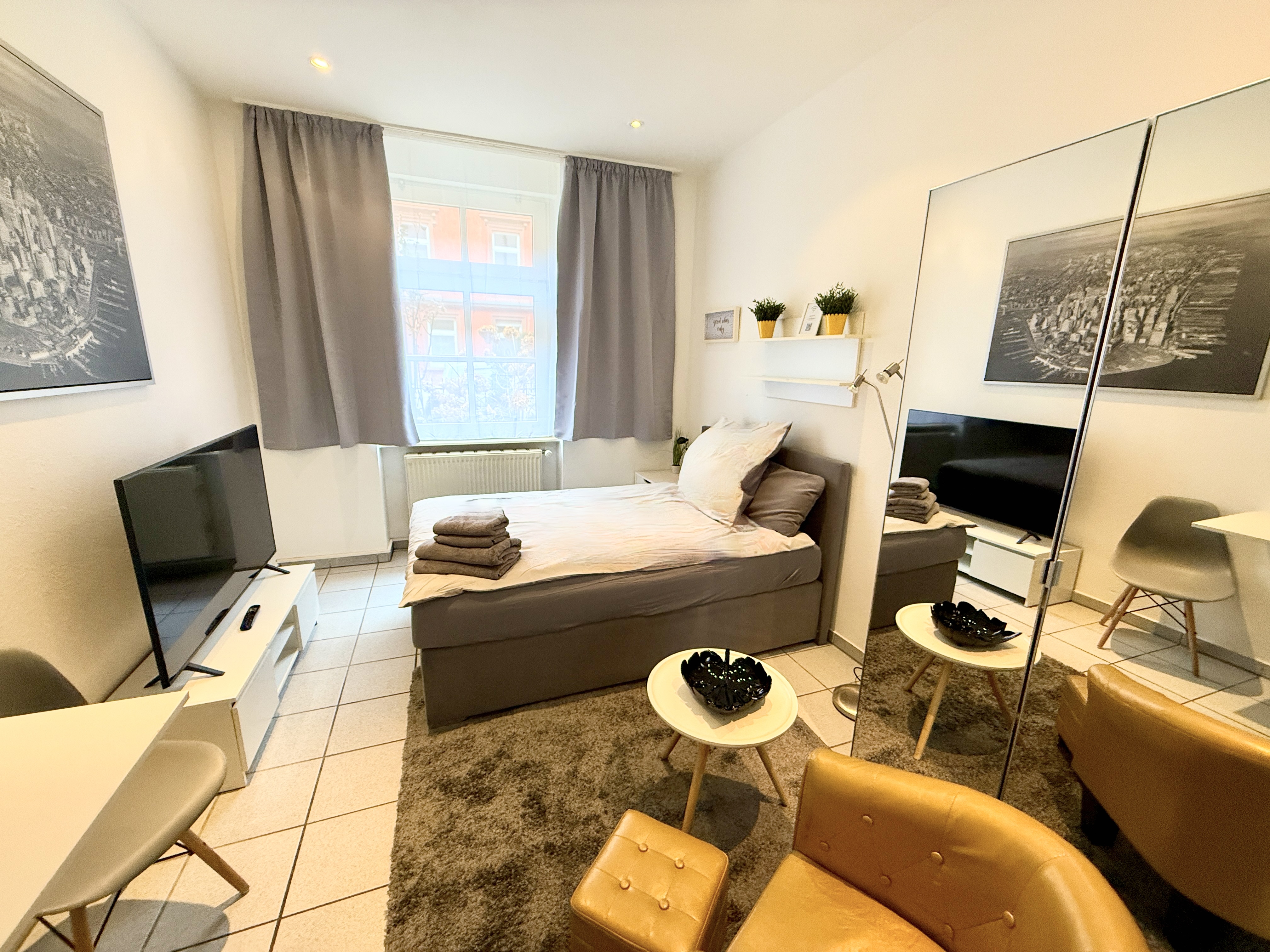 HV-ER#*** S T A N D A R D Studio Apartment, Frankfurt-Nordend, nähe Bergerstr. ***