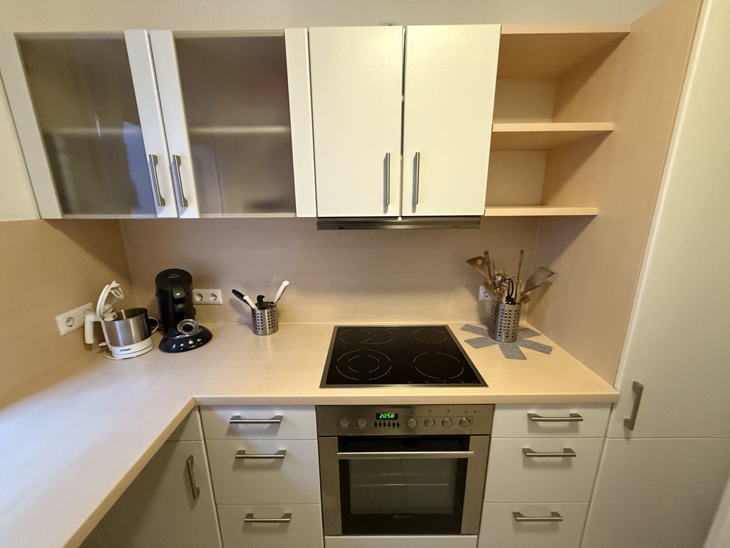 AB26-EL#*** S T A N D A R D Business Apartment in Frankfurt-Bornheim ***