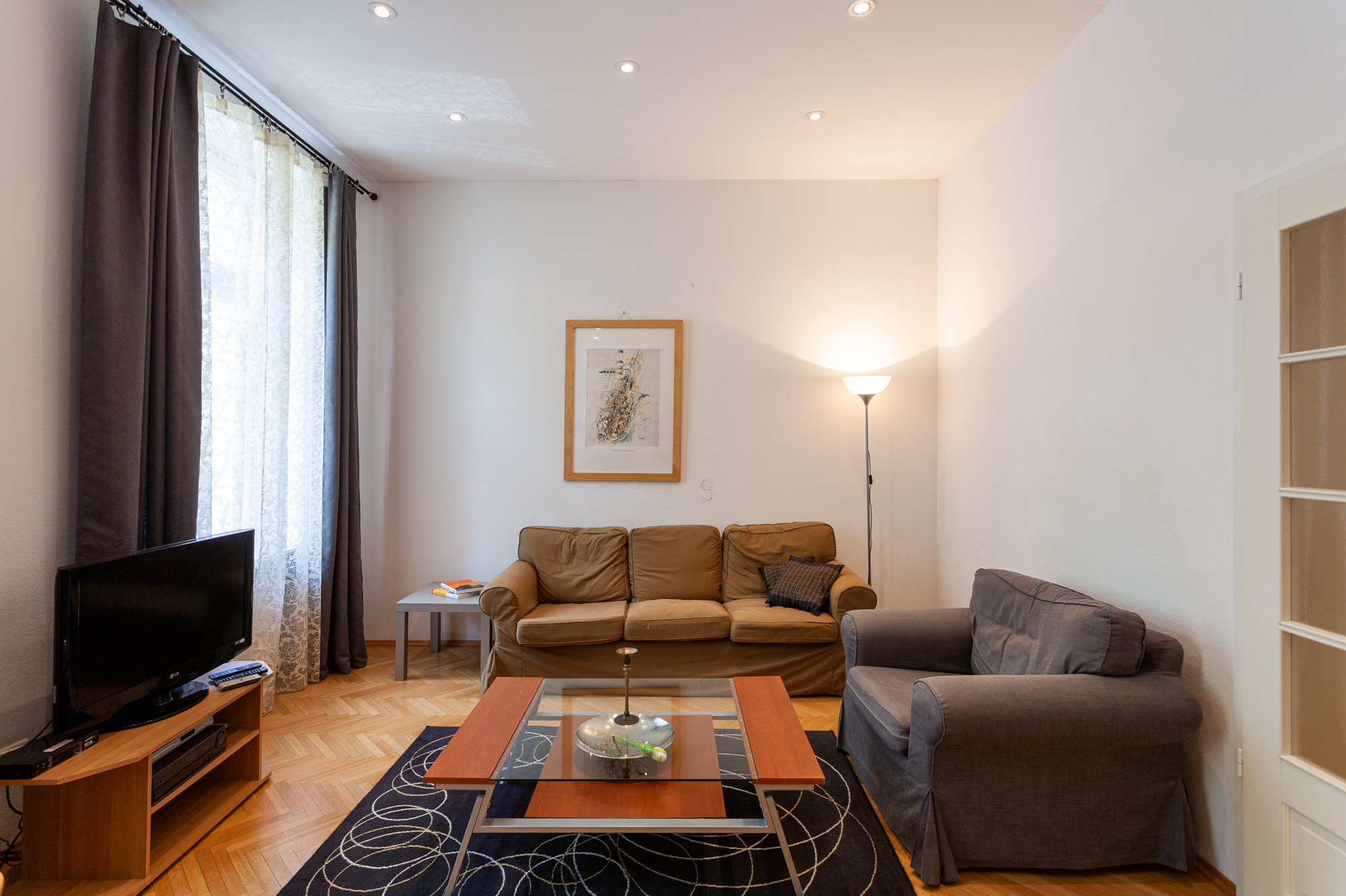 E-1L#*** S T A N D A R D Shared Apartment Frankfurt-Gutleut (3 Bedroom) ***