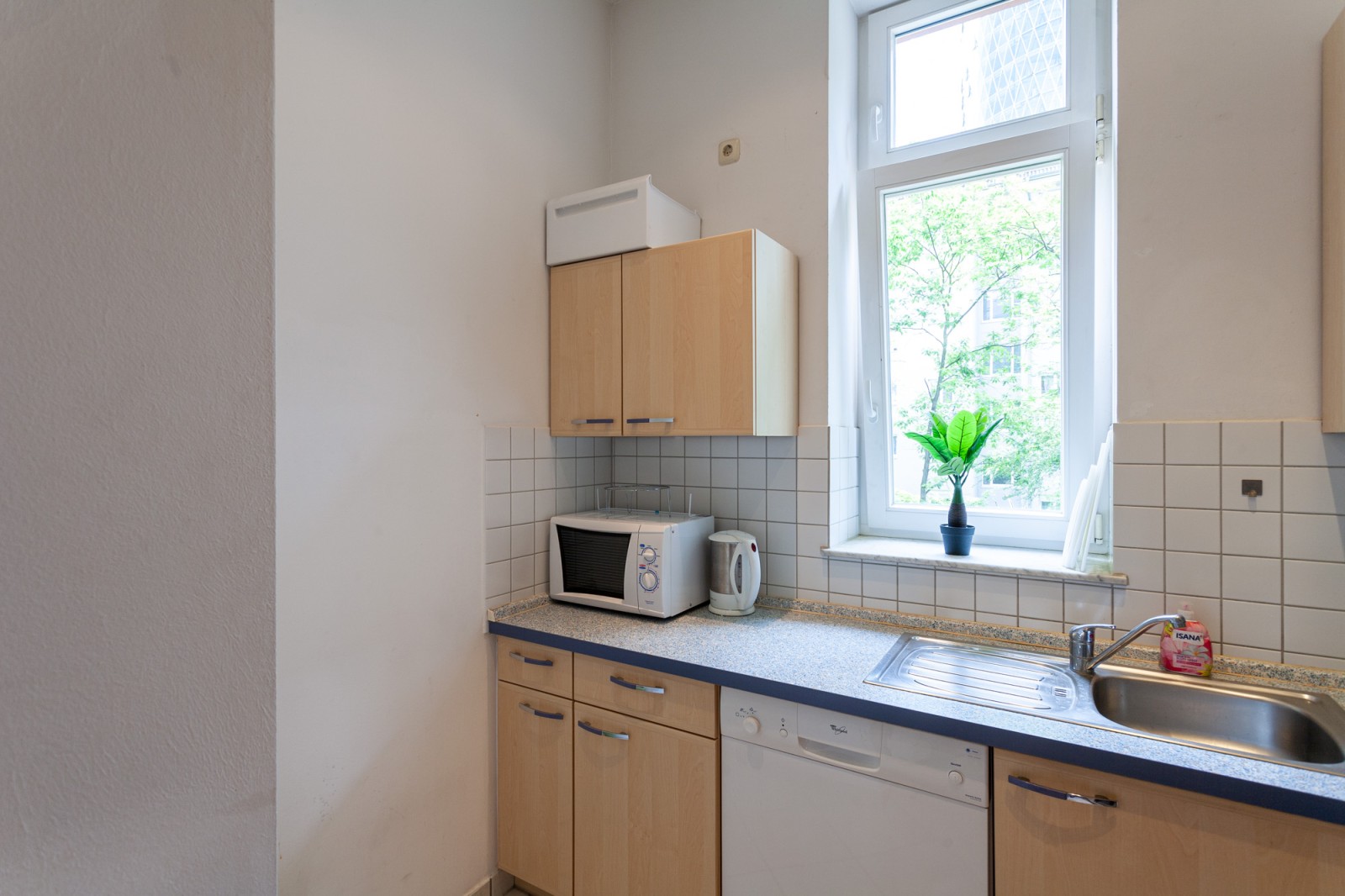 E-1L#*** S T A N D A R D Shared Apartment Frankfurt-Gutleut (3 Bedroom) ***