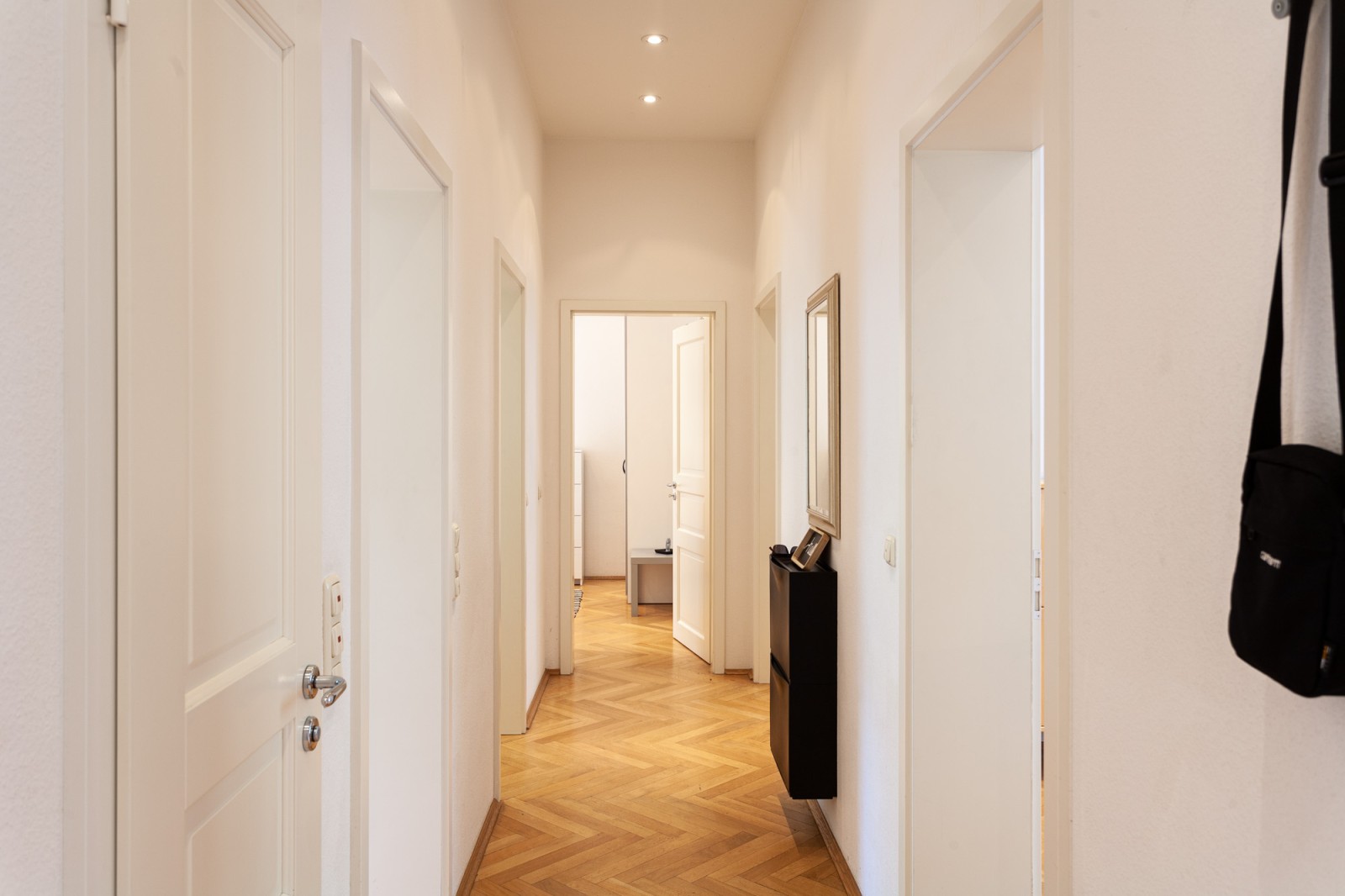 E-1L#*** S T A N D A R D Shared Apartment Frankfurt-Gutleut (3 Bedroom) ***