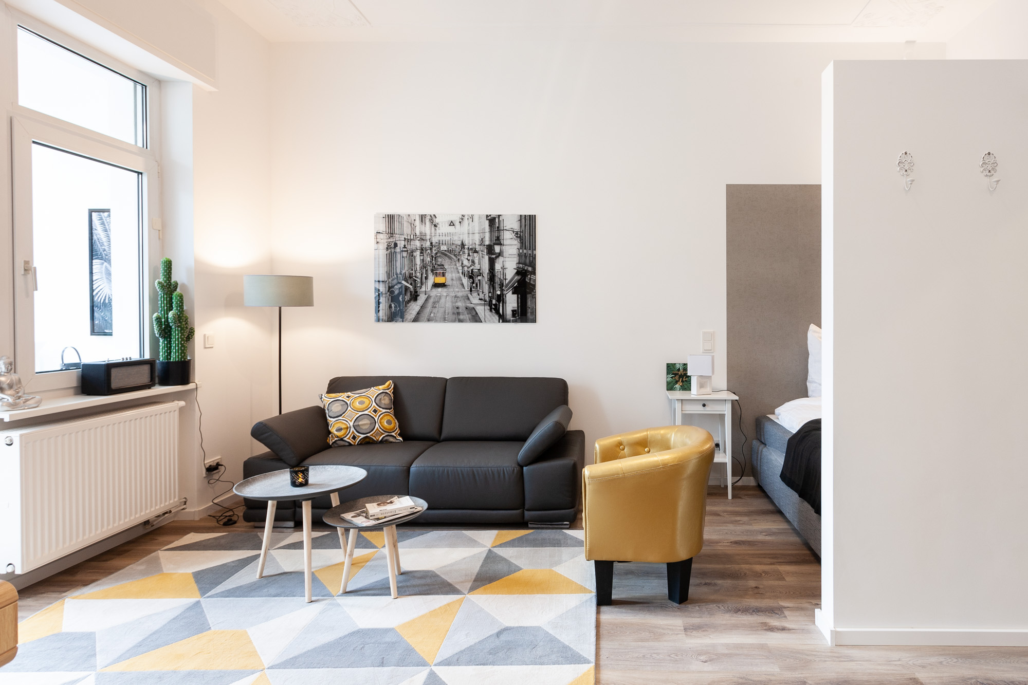 F34-EL#*** P R I M E Studio Apartment mit Wintergarten in Rödelheim ***