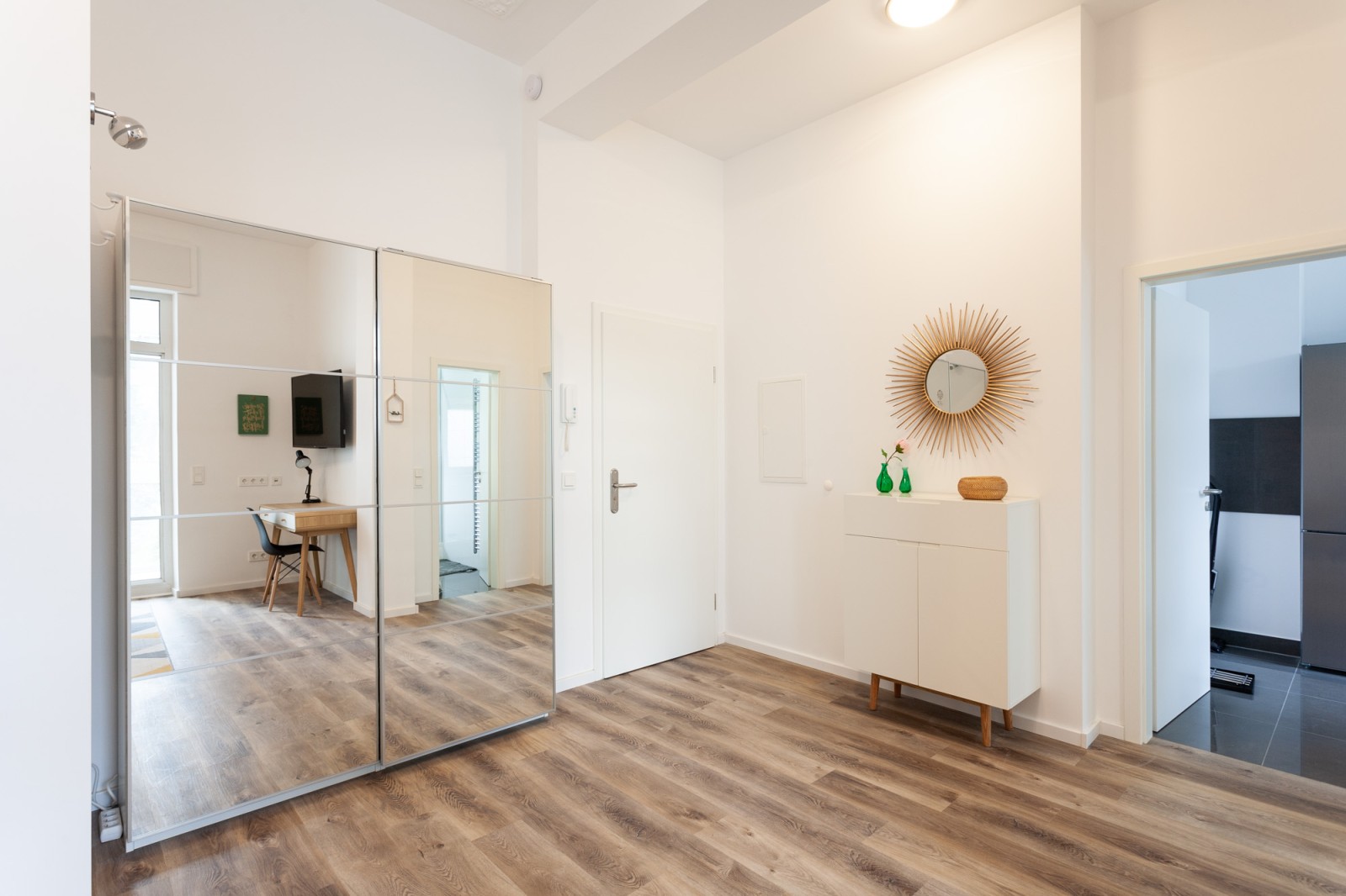 F34-EL#*** P R I M E Studio Apartment mit Wintergarten in Rödelheim ***