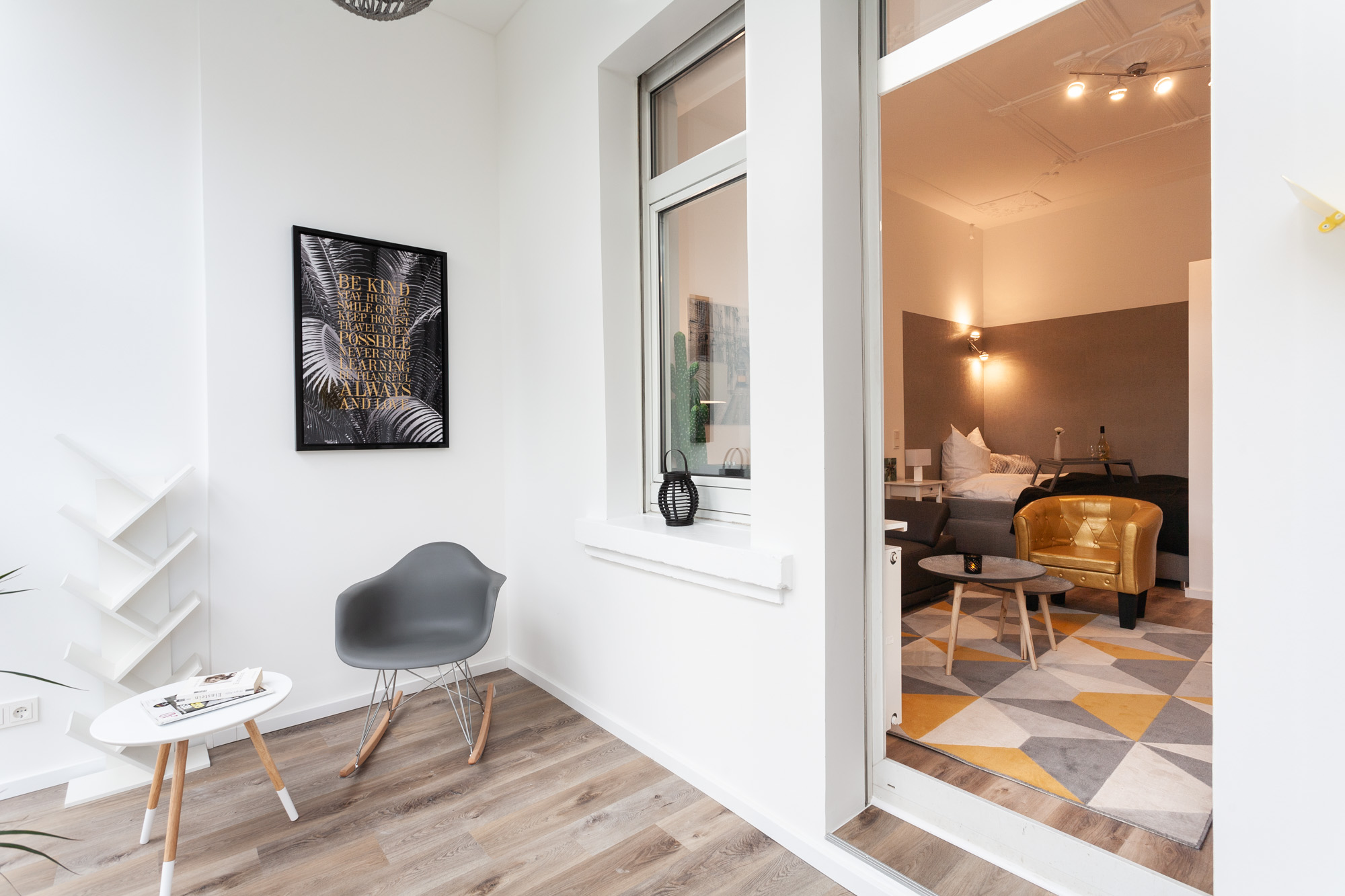 F34-EL#*** P R I M E Studio Apartment mit Wintergarten in Rödelheim ***