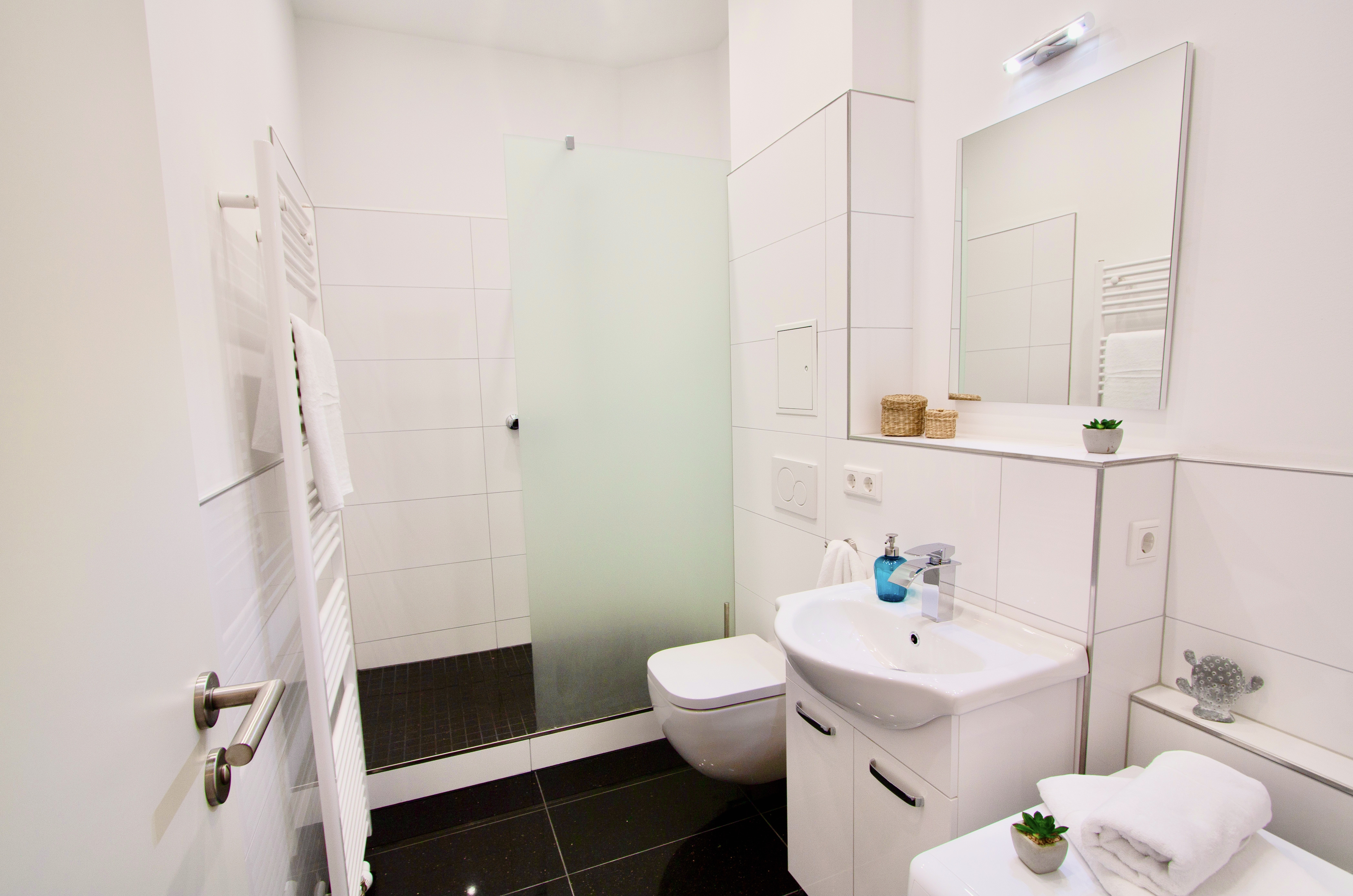 HH-1L#*** S T A N D A R D Business Apartment close to Bergerstr. ***