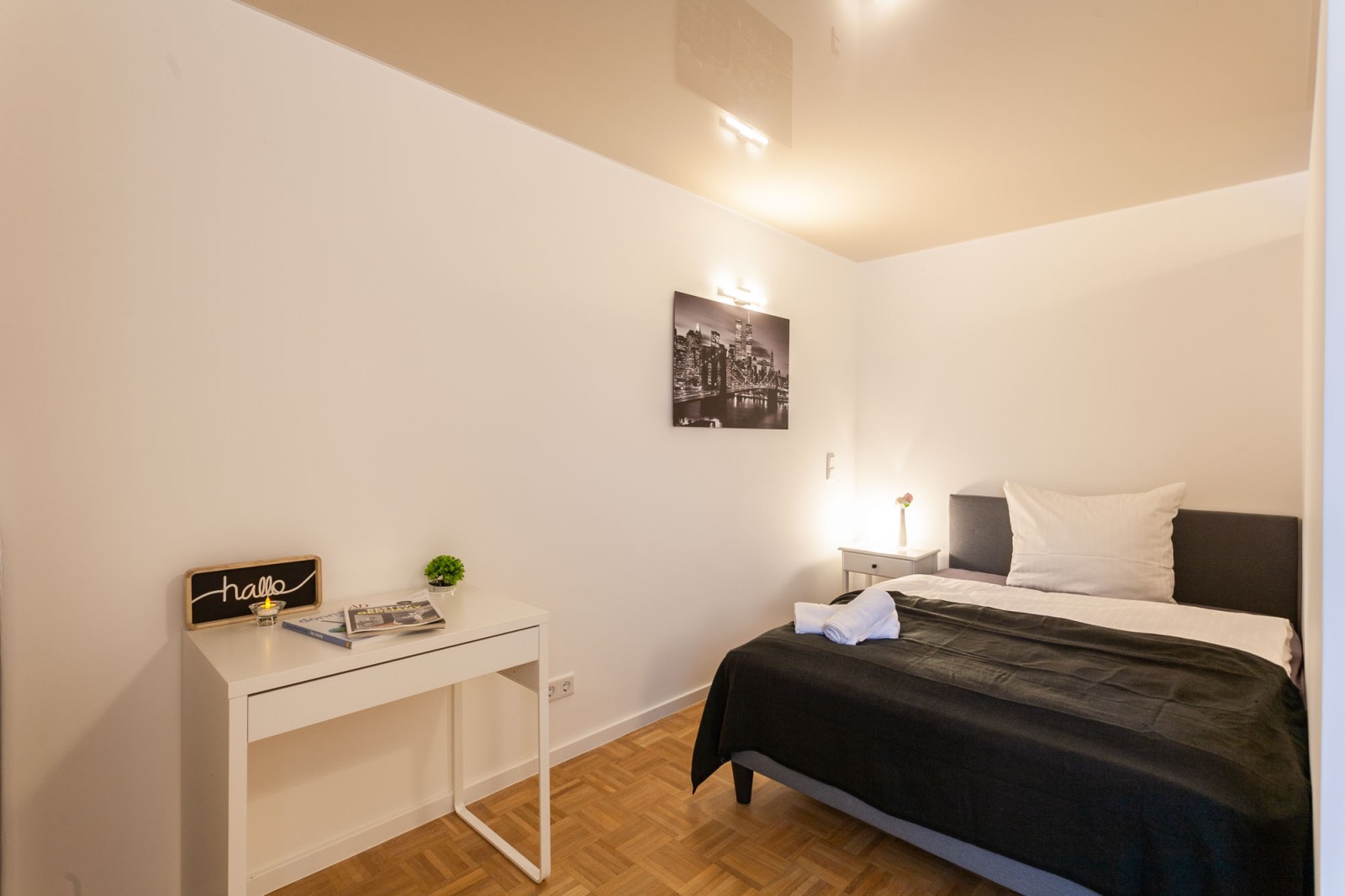 HV-4R#*** S T A N D A R D Business Apartment in Frankfurt-Nordend ***