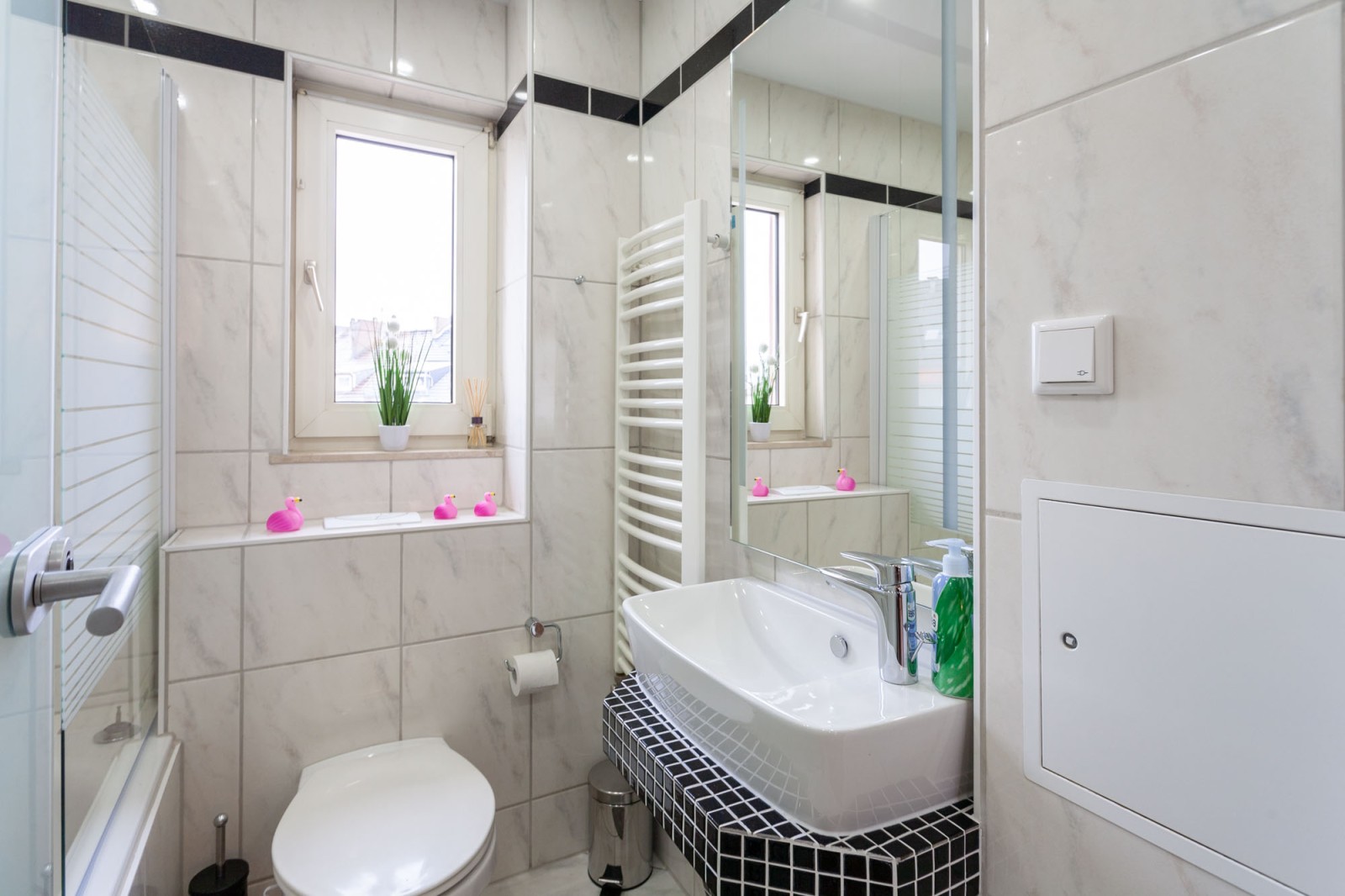 HV-4R#*** S T A N D A R D Business Apartment in Frankfurt-Nordend ***