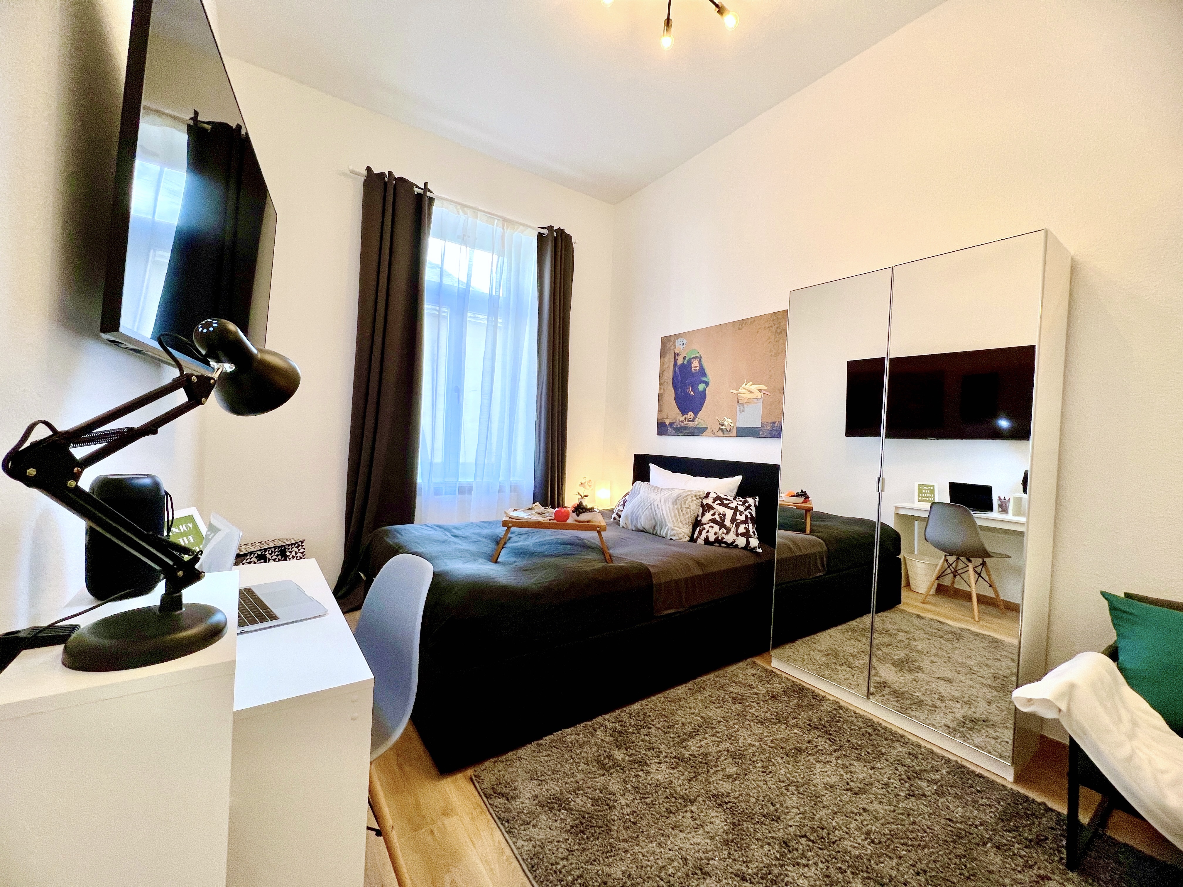 P5-1L#*** S T A N D A R D Shared Apartment Frankfurt-City (2 Bedroom) ***