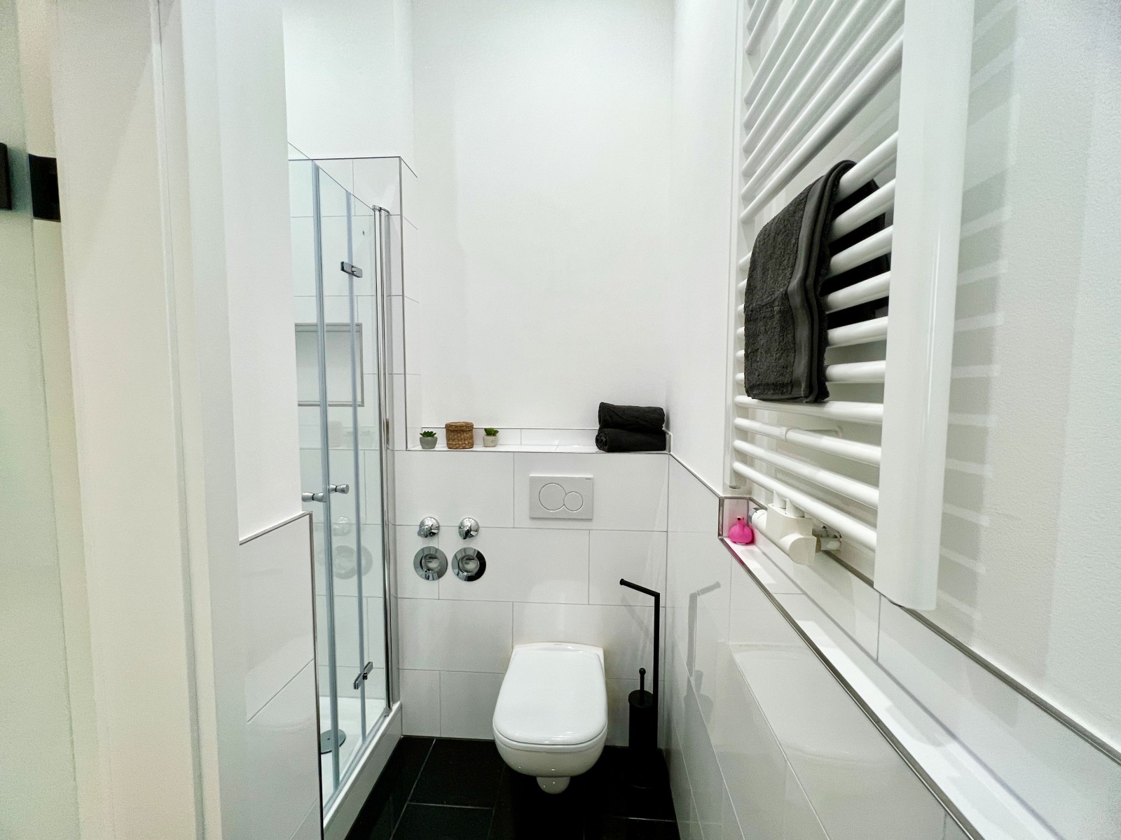 P5-3R#*** S T A N D A R D Shared Apartment Frankfurt-City (2 Bedroom) ***