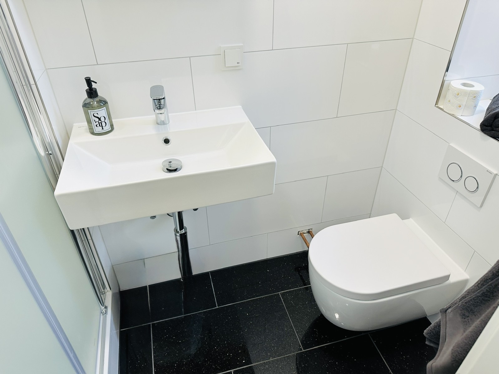 S-18-ER#*** P R I M E Business Apartment in Frankfurt Gallus ***