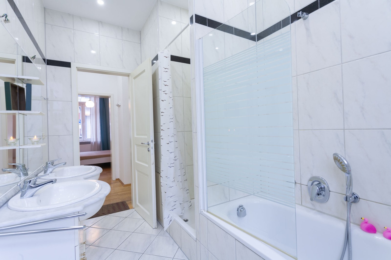 E-ER#*** S T A N D A R D Shared Apartment Frankfurt-Gutleut (3 Bedroom) ***