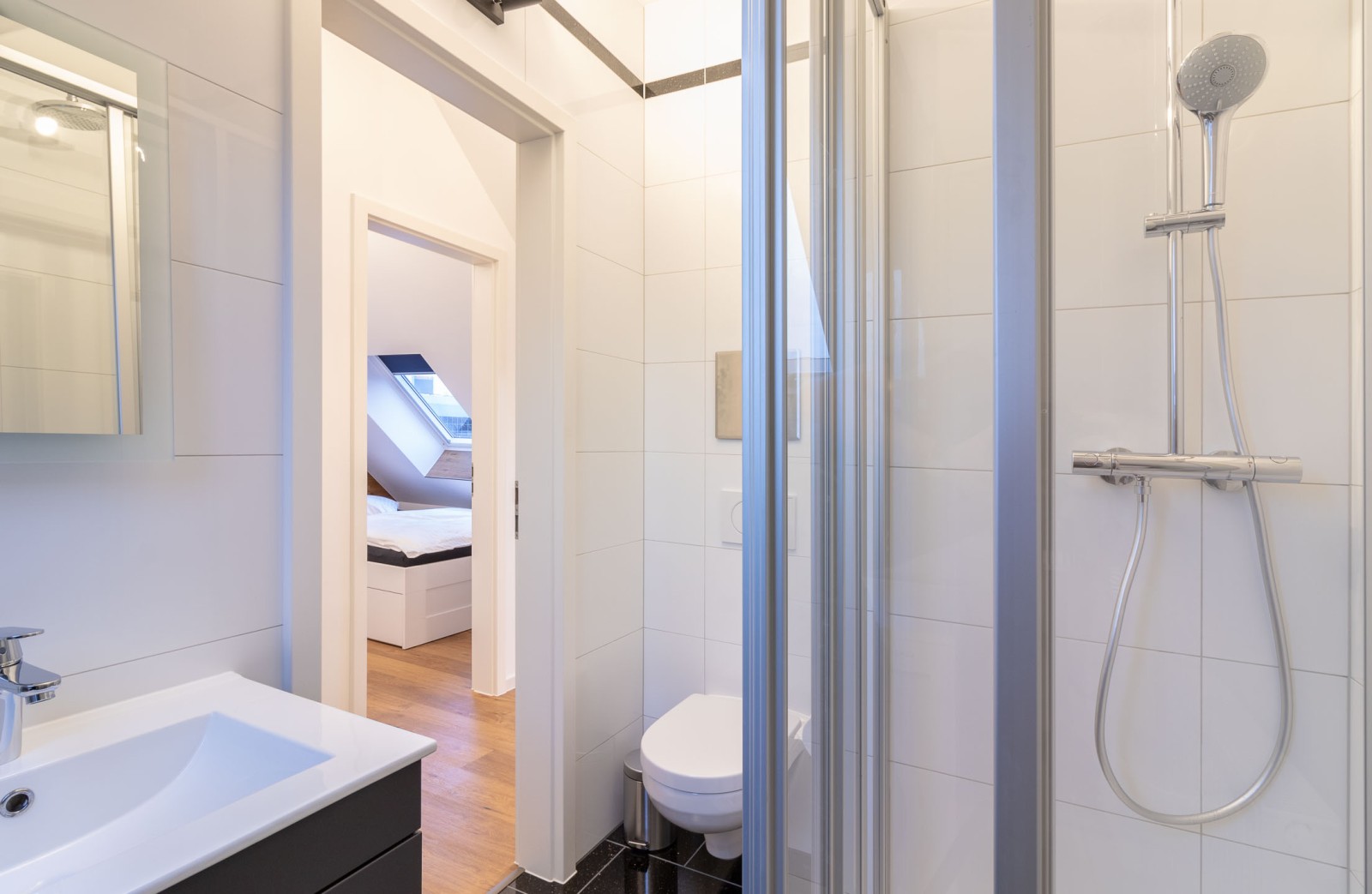 S20-DR#*** P R I M E Shared Apartment Frankfurt-Gallus (3 Bedroom) ***