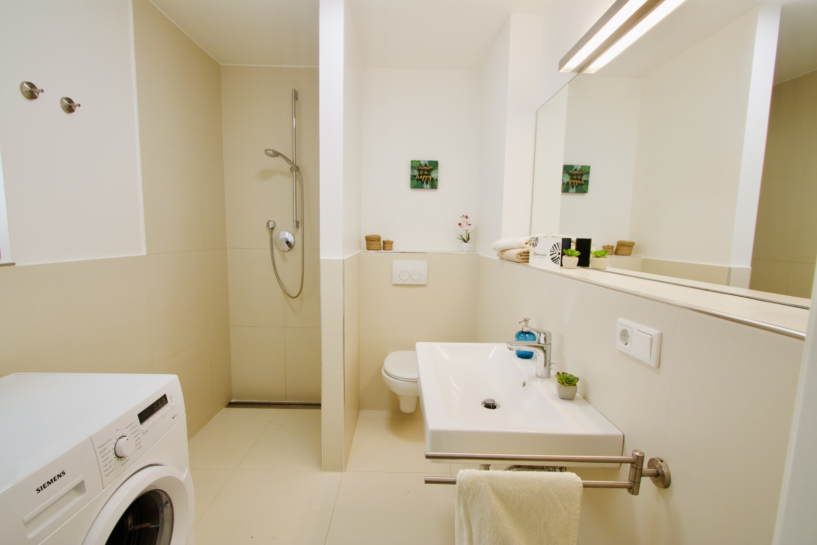 ZH-2R#*** S T A N D A R D Studio Apartment in Nordend ***