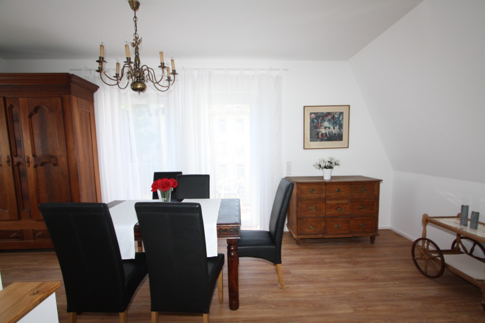 ZH-DM#*** P R I M E Shared Apartment im Nordend mit zwei Balkonen***