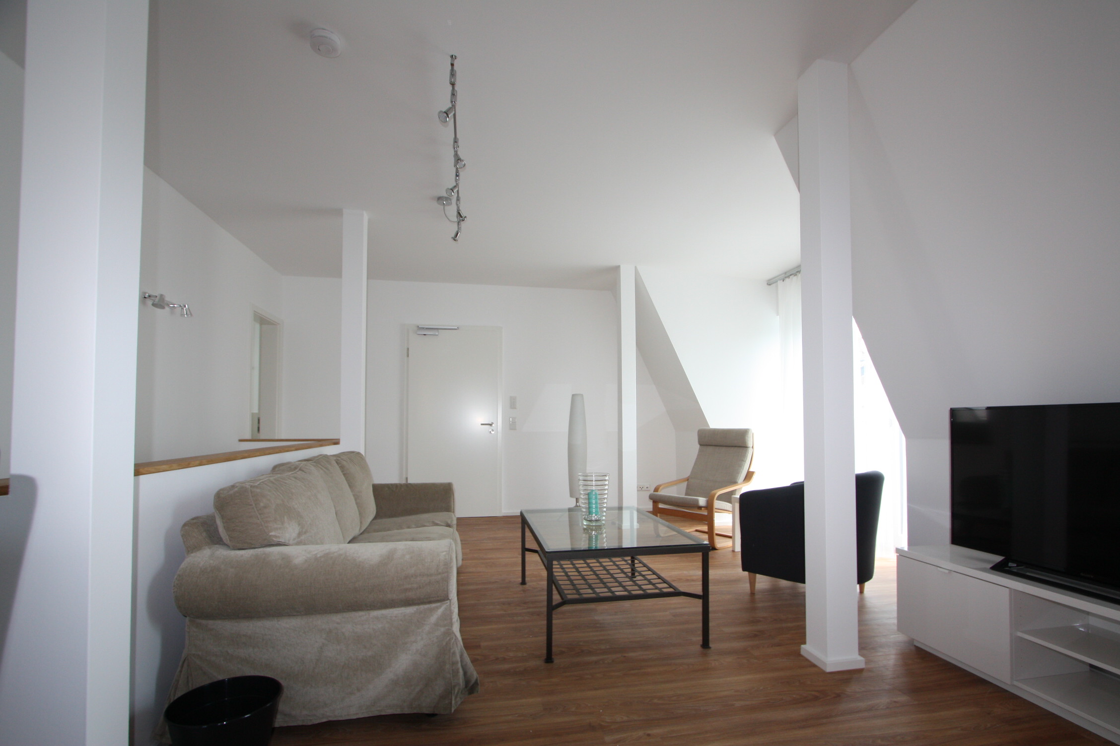 ZH-DM#*** P R I M E Shared Apartment im Nordend mit zwei Balkonen***