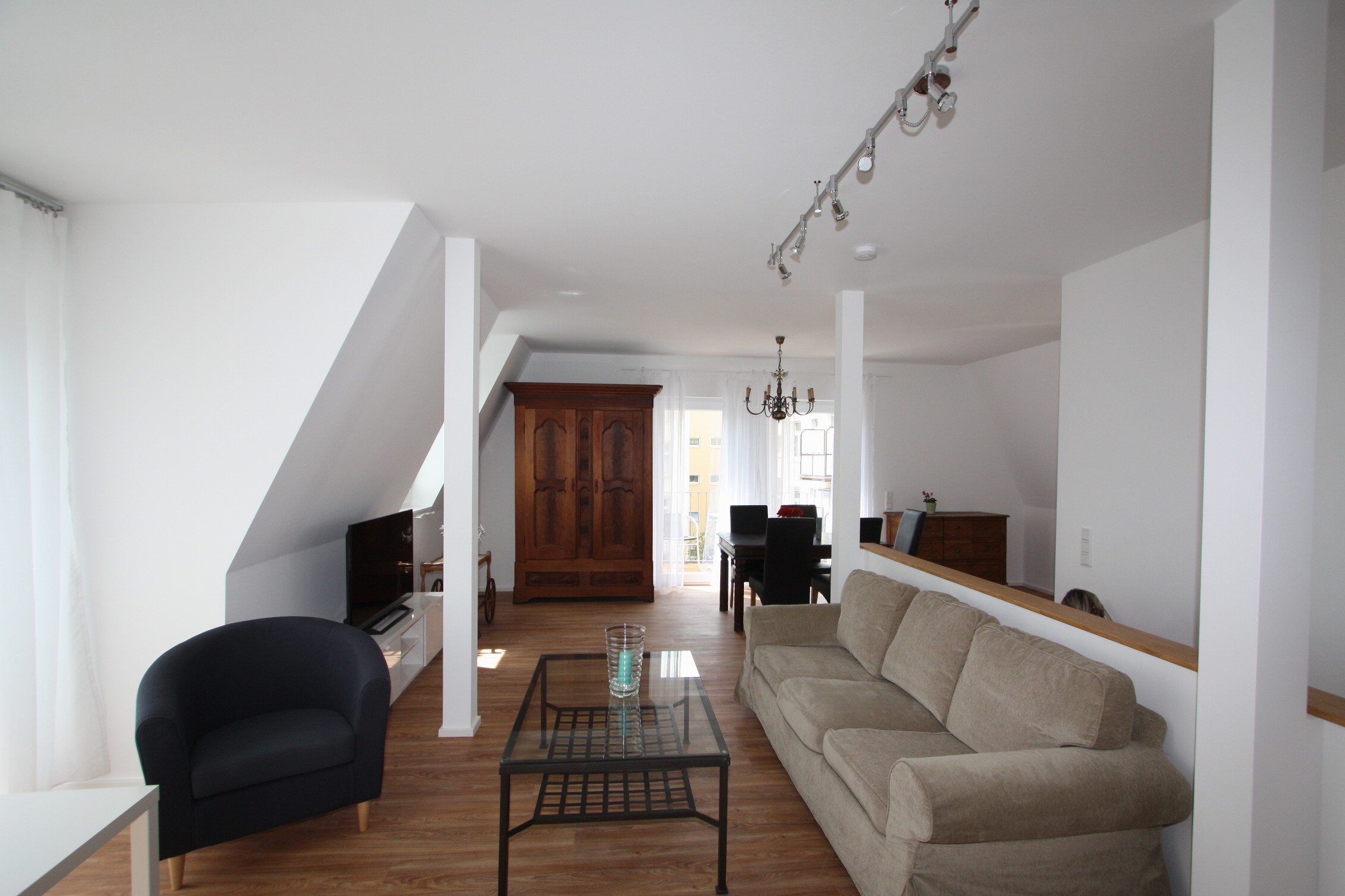 ZH-DM#*** P R I M E Shared Apartment im Nordend mit zwei Balkonen***