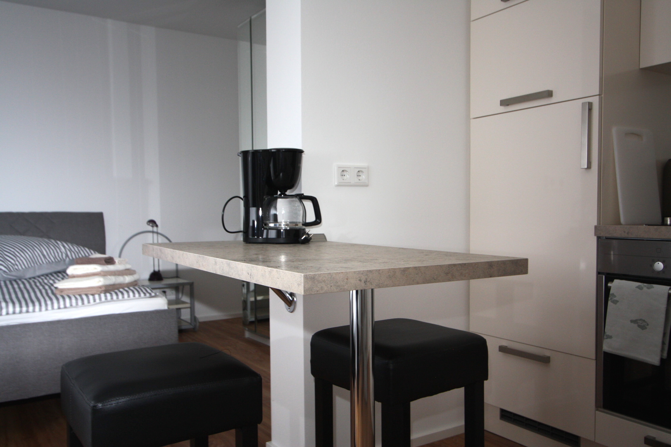 ZH-E.2#*** P R I M E Studio Apartment in Nordend ***